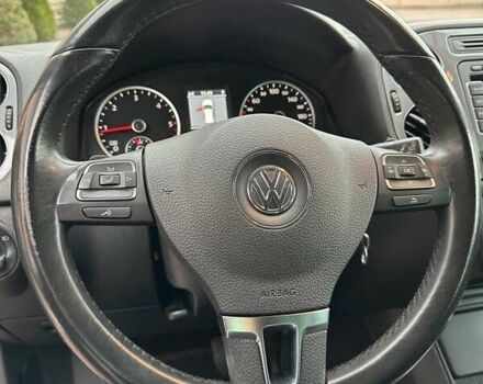 Черный Фольксваген Тигуан, объемом двигателя 1.99 л и пробегом 225 тыс. км за 14950 $, фото 62 на Automoto.ua