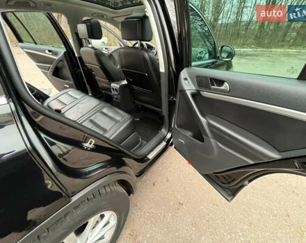 Черный Фольксваген Тигуан, объемом двигателя 1.99 л и пробегом 320 тыс. км за 14499 $, фото 118 на Automoto.ua