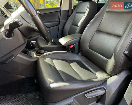 Черный Фольксваген Тигуан, объемом двигателя 2 л и пробегом 166 тыс. км за 12290 $, фото 15 на Automoto.ua