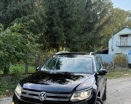 Черный Фольксваген Тигуан, объемом двигателя 2 л и пробегом 238 тыс. км за 14500 $, фото 1 на Automoto.ua