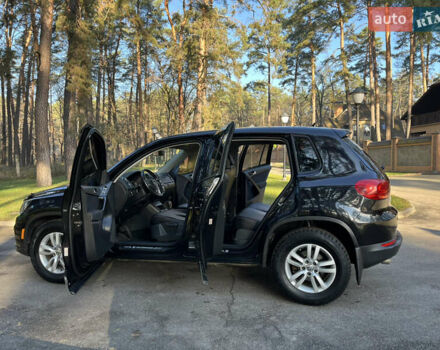 Черный Фольксваген Тигуан, объемом двигателя 2 л и пробегом 185 тыс. км за 11500 $, фото 22 на Automoto.ua