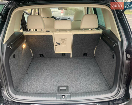 Черный Фольксваген Тигуан, объемом двигателя 1.98 л и пробегом 220 тыс. км за 13400 $, фото 20 на Automoto.ua