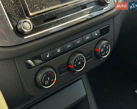 Черный Фольксваген Тигуан, объемом двигателя 2 л и пробегом 166 тыс. км за 12290 $, фото 20 на Automoto.ua