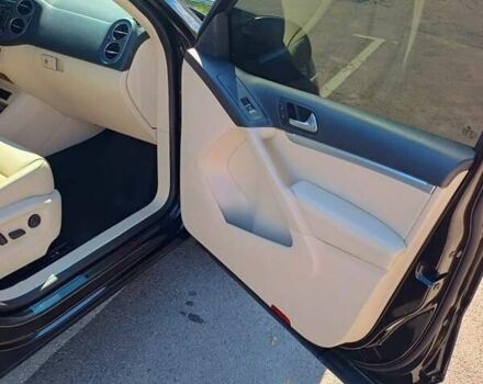 Чорний Фольксваген Тігуан, об'ємом двигуна 1.98 л та пробігом 166 тис. км за 13200 $, фото 15 на Automoto.ua