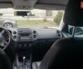 Черный Фольксваген Тигуан, объемом двигателя 2 л и пробегом 267 тыс. км за 13000 $, фото 16 на Automoto.ua