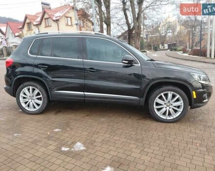 Чорний Фольксваген Тігуан, об'ємом двигуна 2 л та пробігом 227 тис. км за 8999 $, фото 3 на Automoto.ua