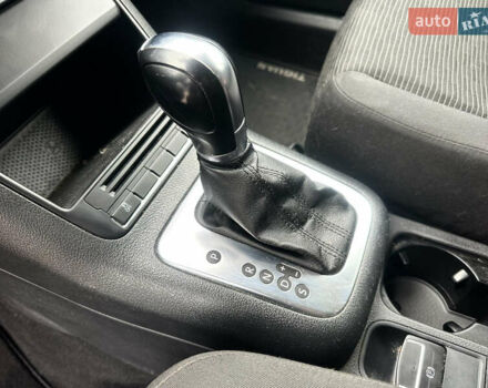 Чорний Фольксваген Тігуан, об'ємом двигуна 2 л та пробігом 165 тис. км за 9499 $, фото 8 на Automoto.ua