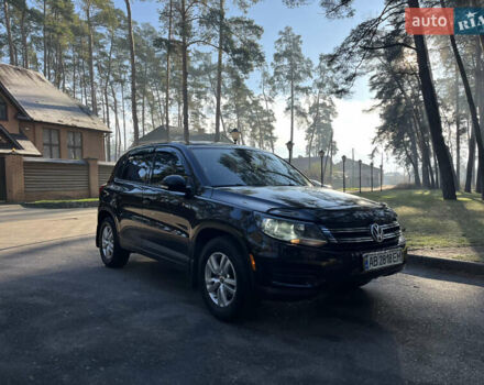 Черный Фольксваген Тигуан, объемом двигателя 2 л и пробегом 185 тыс. км за 11500 $, фото 4 на Automoto.ua