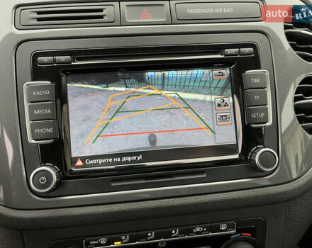 Черный Фольксваген Тигуан, объемом двигателя 1.99 л и пробегом 320 тыс. км за 14499 $, фото 104 на Automoto.ua