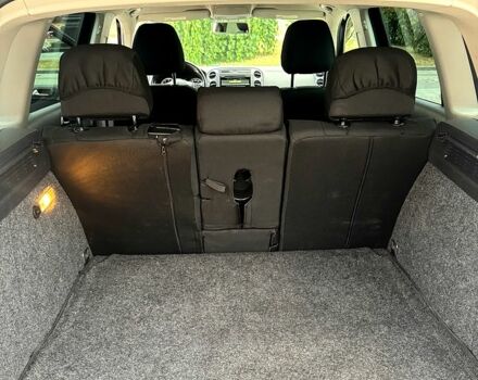Чорний Фольксваген Тігуан, об'ємом двигуна 2 л та пробігом 229 тис. км за 10500 $, фото 12 на Automoto.ua