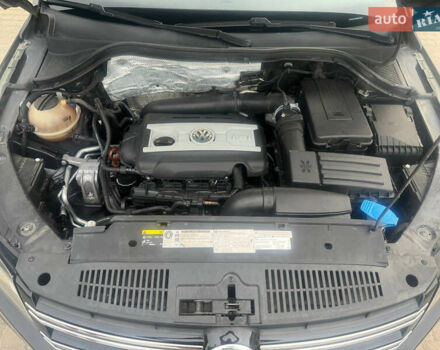 Чорний Фольксваген Тігуан, об'ємом двигуна 2 л та пробігом 260 тис. км за 13000 $, фото 11 на Automoto.ua