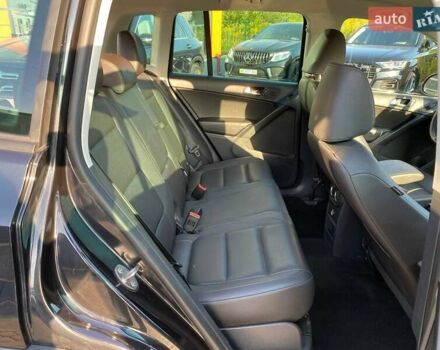 Черный Фольксваген Тигуан, объемом двигателя 2 л и пробегом 252 тыс. км за 10300 $, фото 18 на Automoto.ua