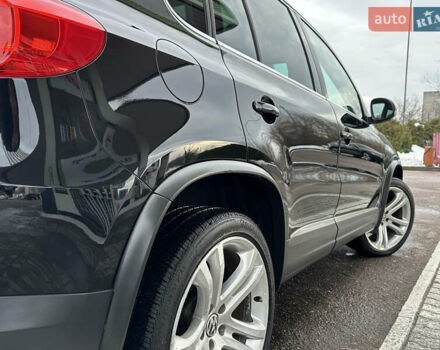 Чорний Фольксваген Тігуан, об'ємом двигуна 1.98 л та пробігом 168 тис. км за 13750 $, фото 48 на Automoto.ua
