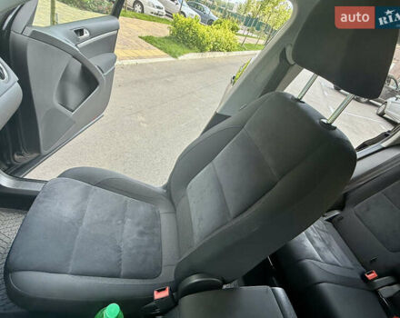 Черный Фольксваген Тигуан, объемом двигателя 1.97 л и пробегом 187 тыс. км за 15350 $, фото 70 на Automoto.ua