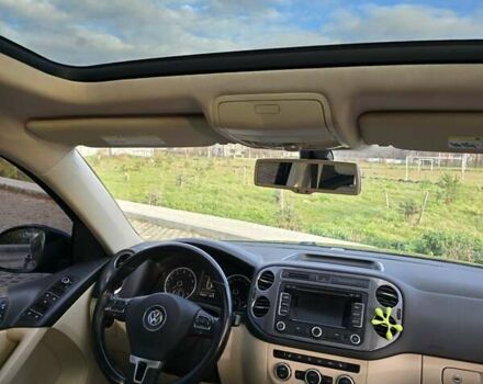 Чорний Фольксваген Тігуан, об'ємом двигуна 1.98 л та пробігом 349 тис. км за 12499 $, фото 14 на Automoto.ua