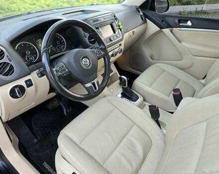 Чорний Фольксваген Тігуан, об'ємом двигуна 2 л та пробігом 194 тис. км за 12499 $, фото 19 на Automoto.ua