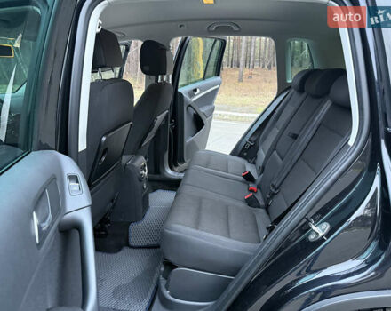 Чорний Фольксваген Тігуан, об'ємом двигуна 1.97 л та пробігом 266 тис. км за 15000 $, фото 15 на Automoto.ua