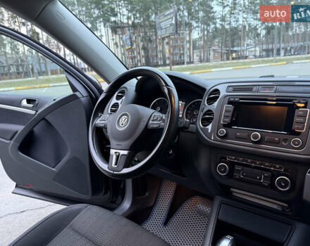 Чорний Фольксваген Тігуан, об'ємом двигуна 1.97 л та пробігом 266 тис. км за 15000 $, фото 14 на Automoto.ua