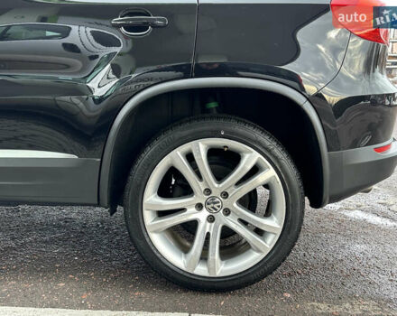 Чорний Фольксваген Тігуан, об'ємом двигуна 1.98 л та пробігом 168 тис. км за 13750 $, фото 26 на Automoto.ua