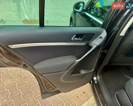 Черный Фольксваген Тигуан, объемом двигателя 1.97 л и пробегом 187 тыс. км за 15350 $, фото 103 на Automoto.ua