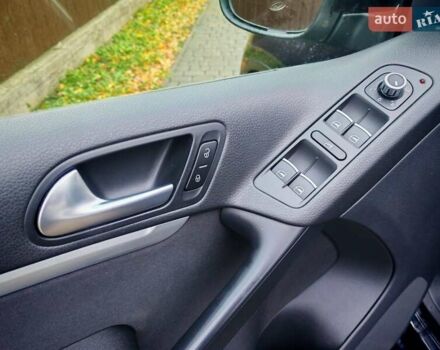 Черный Фольксваген Тигуан, объемом двигателя 1.98 л и пробегом 131 тыс. км за 12950 $, фото 32 на Automoto.ua