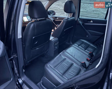 Черный Фольксваген Тигуан, объемом двигателя 2 л и пробегом 201 тыс. км за 15550 $, фото 14 на Automoto.ua