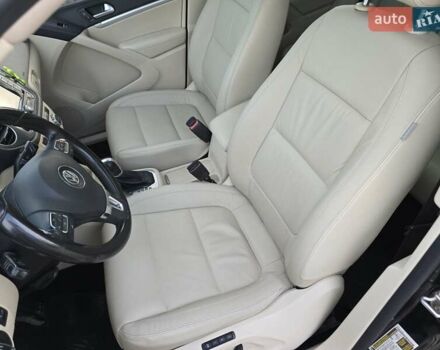 Чорний Фольксваген Тігуан, об'ємом двигуна 1.98 л та пробігом 349 тис. км за 12499 $, фото 10 на Automoto.ua