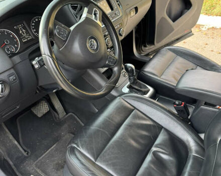 Черный Фольксваген Тигуан, объемом двигателя 2 л и пробегом 206 тыс. км за 12100 $, фото 16 на Automoto.ua