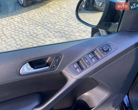 Черный Фольксваген Тигуан, объемом двигателя 2 л и пробегом 252 тыс. км за 10300 $, фото 10 на Automoto.ua