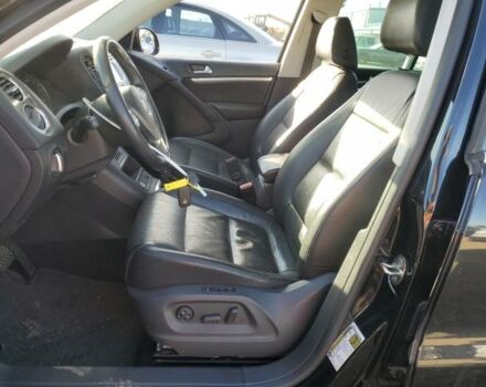 Чорний Фольксваген Тігуан, об'ємом двигуна 2 л та пробігом 172 тис. км за 9900 $, фото 6 на Automoto.ua