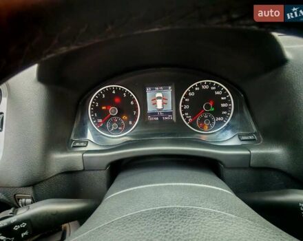 Черный Фольксваген Тигуан, объемом двигателя 1.98 л и пробегом 131 тыс. км за 12950 $, фото 4 на Automoto.ua