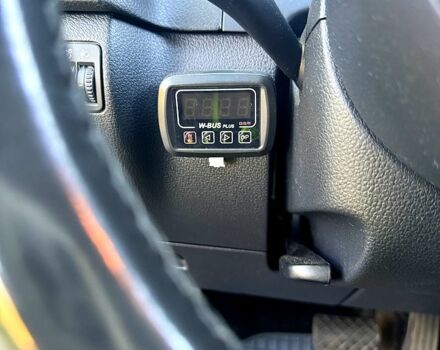 Чорний Фольксваген Тігуан, об'ємом двигуна 2 л та пробігом 190 тис. км за 13000 $, фото 2 на Automoto.ua