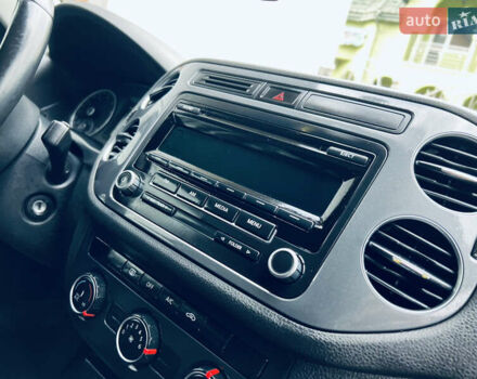 Чорний Фольксваген Тігуан, об'ємом двигуна 0 л та пробігом 240 тис. км за 11500 $, фото 43 на Automoto.ua