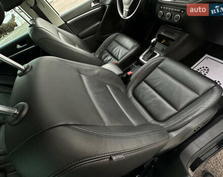Чорний Фольксваген Тігуан, об'ємом двигуна 1.98 л та пробігом 168 тис. км за 13750 $, фото 110 на Automoto.ua