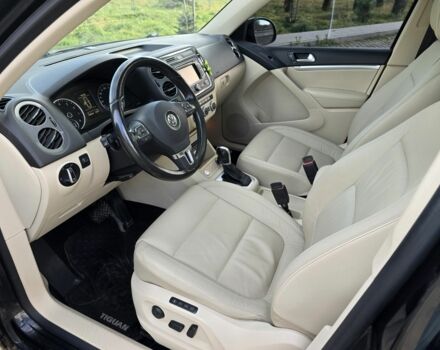 Чорний Фольксваген Тігуан, об'ємом двигуна 2 л та пробігом 194 тис. км за 12499 $, фото 8 на Automoto.ua