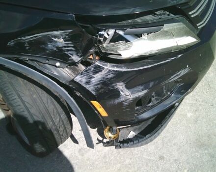 Чорний Фольксваген Тігуан, об'ємом двигуна 2 л та пробігом 156 тис. км за 7000 $, фото 2 на Automoto.ua