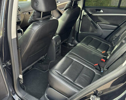 Черный Фольксваген Тигуан, объемом двигателя 2 л и пробегом 206 тыс. км за 12100 $, фото 12 на Automoto.ua