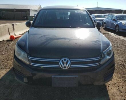 Черный Фольксваген Тигуан, объемом двигателя 2 л и пробегом 118 тыс. км за 1200 $, фото 4 на Automoto.ua