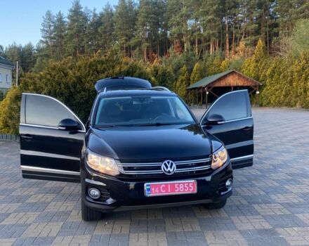 Чорний Фольксваген Тігуан, об'ємом двигуна 2 л та пробігом 182 тис. км за 11200 $, фото 2 на Automoto.ua