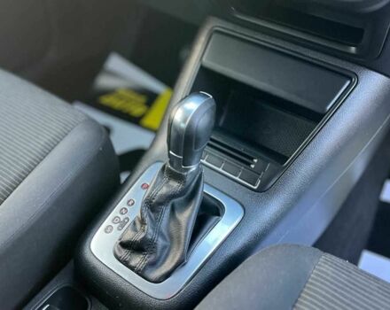 Чорний Фольксваген Тігуан, об'ємом двигуна 2 л та пробігом 200 тис. км за 10999 $, фото 15 на Automoto.ua