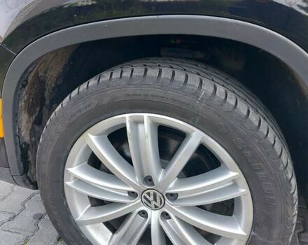 Черный Фольксваген Тигуан, объемом двигателя 1.98 л и пробегом 142 тыс. км за 12800 $, фото 13 на Automoto.ua