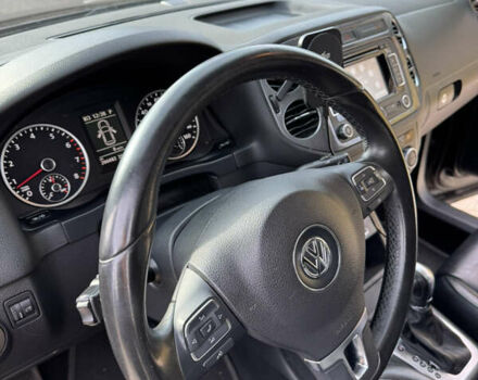 Черный Фольксваген Тигуан, объемом двигателя 2 л и пробегом 206 тыс. км за 12100 $, фото 18 на Automoto.ua