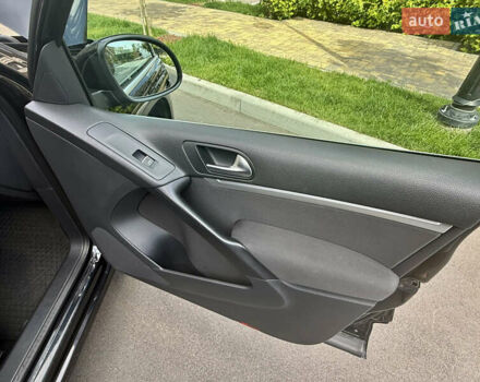 Черный Фольксваген Тигуан, объемом двигателя 1.97 л и пробегом 187 тыс. км за 15350 $, фото 66 на Automoto.ua