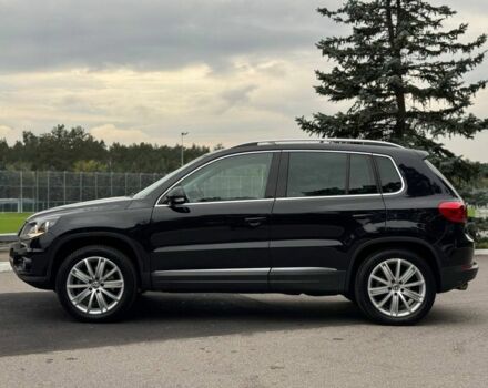 Черный Фольксваген Тигуан, объемом двигателя 2 л и пробегом 116 тыс. км за 11900 $, фото 4 на Automoto.ua