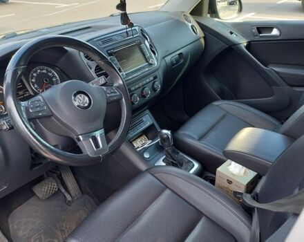 Черный Фольксваген Тигуан, объемом двигателя 2 л и пробегом 172 тыс. км за 12999 $, фото 6 на Automoto.ua