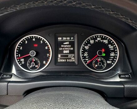 Чорний Фольксваген Тігуан, об'ємом двигуна 2 л та пробігом 229 тис. км за 10500 $, фото 9 на Automoto.ua