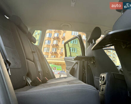 Черный Фольксваген Тигуан, объемом двигателя 1.97 л и пробегом 187 тыс. км за 15350 $, фото 63 на Automoto.ua