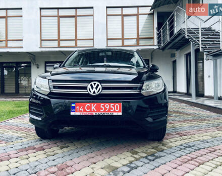 Чорний Фольксваген Тігуан, об'ємом двигуна 0 л та пробігом 240 тис. км за 11500 $, фото 7 на Automoto.ua