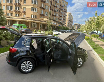 Черный Фольксваген Тигуан, объемом двигателя 1.97 л и пробегом 187 тыс. км за 15350 $, фото 10 на Automoto.ua