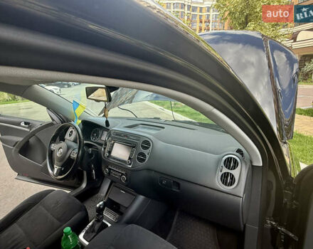 Черный Фольксваген Тигуан, объемом двигателя 1.97 л и пробегом 187 тыс. км за 15350 $, фото 67 на Automoto.ua